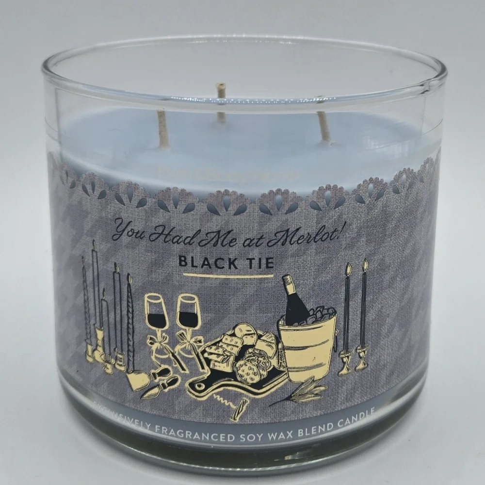 Bath and Body Works Black Tie 3 Wick Scented Candle - Picture 2 of 5